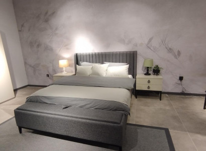 Luxurious bedroom set designer double bed elegant 2x nightstands